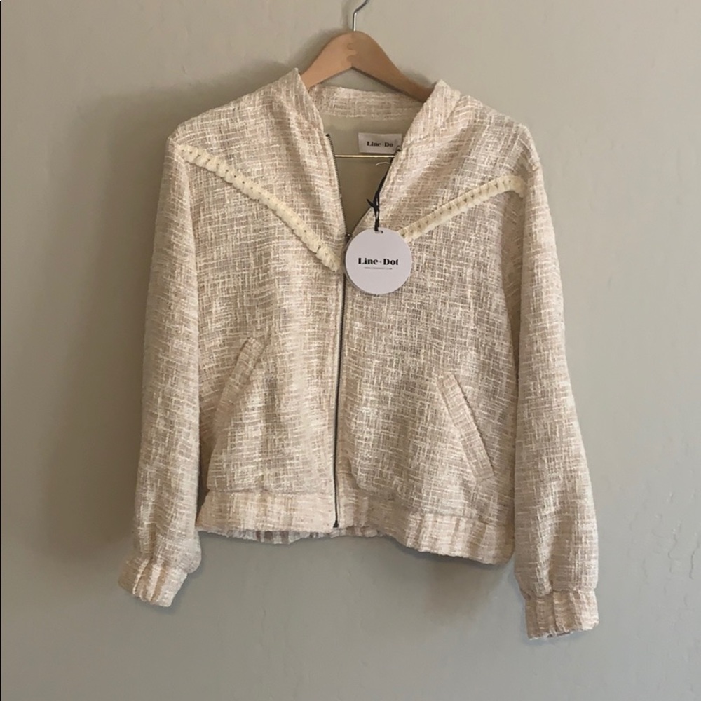 Line and Dot light pink jacket!!